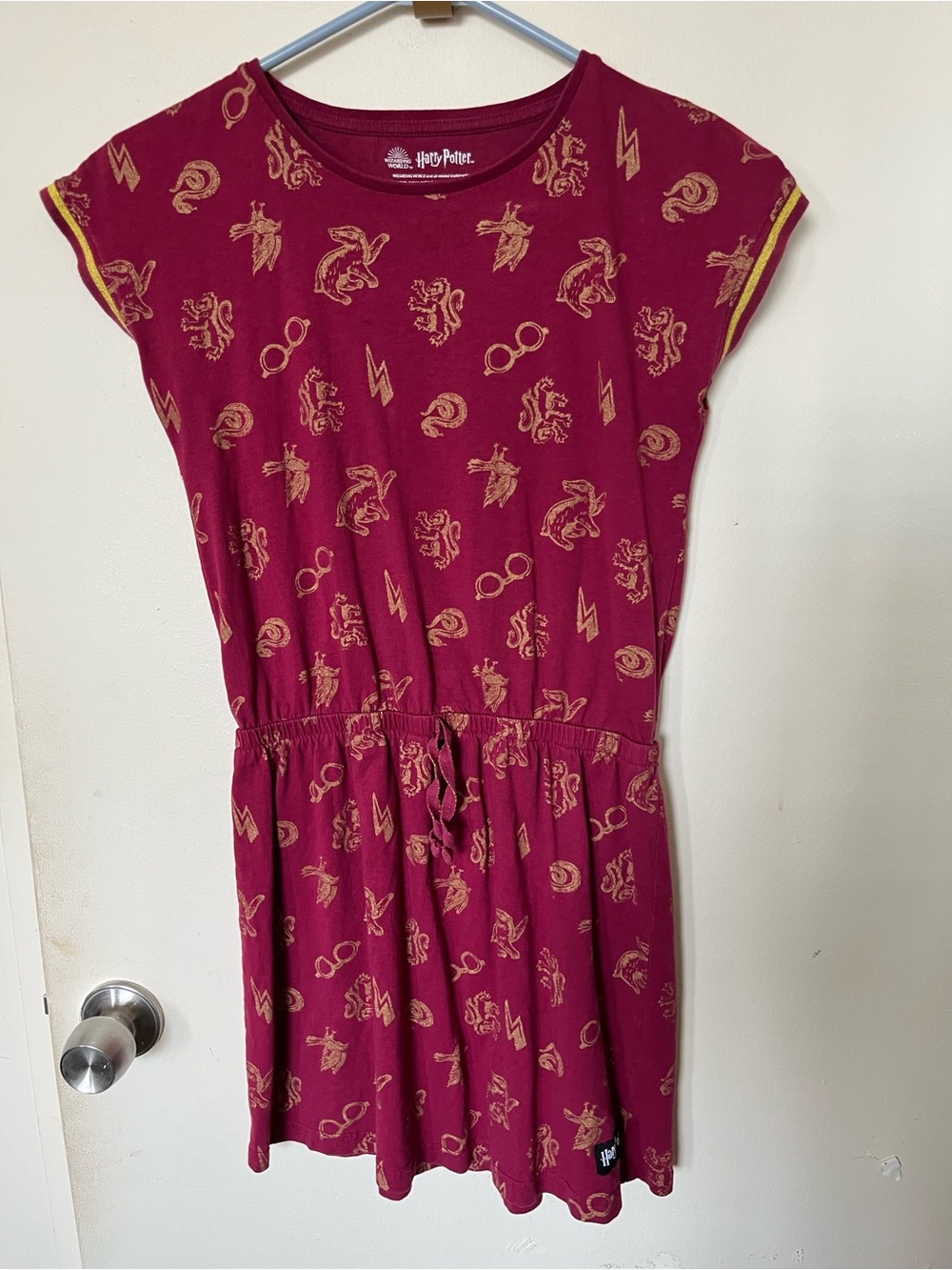 Wizarding World of Harry Potter Dress Maroon & Gold Hogwarts Dress Size 14